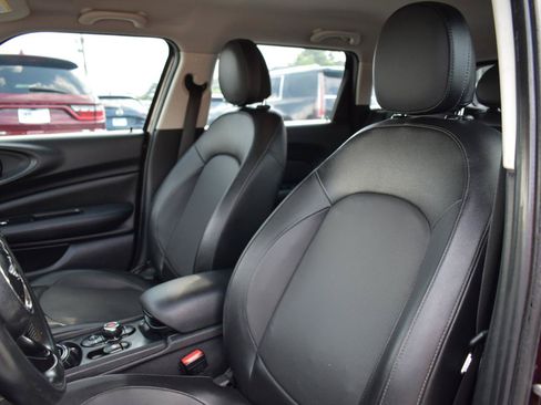Used 2017 MINI Cooper Clubman FWD image 24