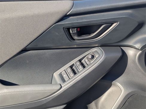 Used 2024 Subaru Crosstrek 2.0i Premium image 14