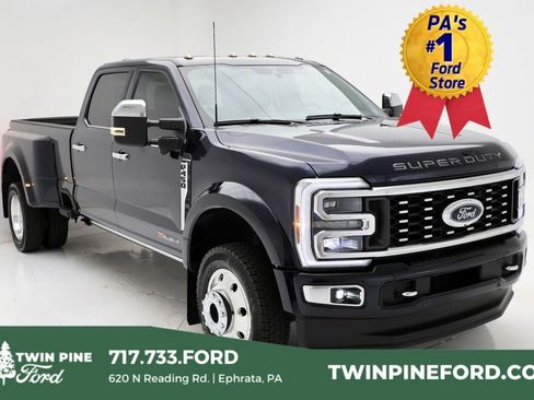Used 2024 Ford F450 Platinum image 1