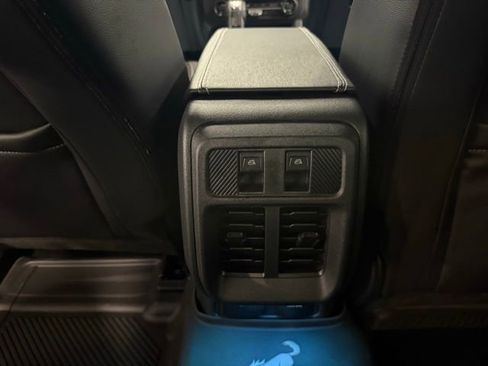 New 2025 Ford Bronco Outer Banks w/ Sasquatch Package image 16