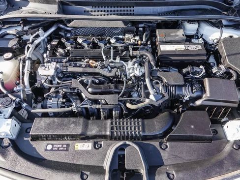 Used 2021 Toyota Corolla SE w/ Carpet Mat Package (TMS) image 26