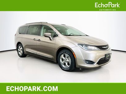 Used 2018 Chrysler Pacifica Touring-L