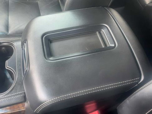 Used 2019 Chevrolet Tahoe LT AWD/4WD image 24