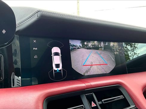 Used 2023 Porsche Taycan image 24