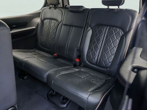 Used 2022 Jeep Grand Wagoneer Series III w/ Flexible Seating Group AWD/4WD image 30