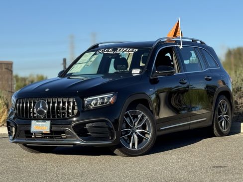 Certified 2025 Mercedes-Benz GLB 35 AMG 4MATIC image 2