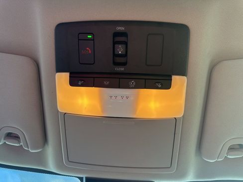 Used 2024 Nissan Altima 2.5 SR w/ SR Premium Package image 29