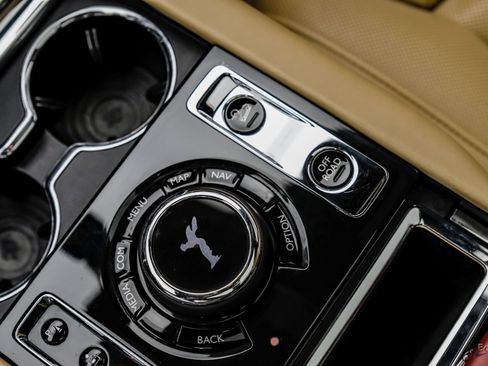 Used 2019 Rolls-Royce Cullinan AWD/4WD image 69