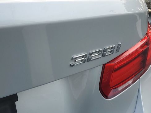 Used 2016 BMW 328i xDrive Sedan AWD/4WD image 29