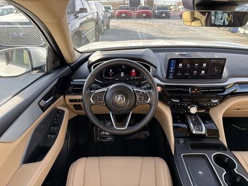 Used 2025 Acura MDX SH-AWD image 21
