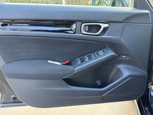 Used 2022 Honda Civic EX image 14