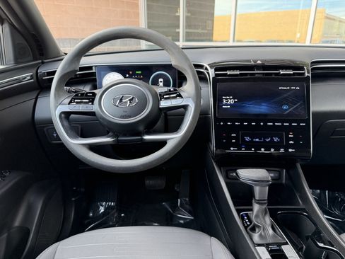 Used 2024 Hyundai Santa Cruz SEL w/ Activity Package image 16