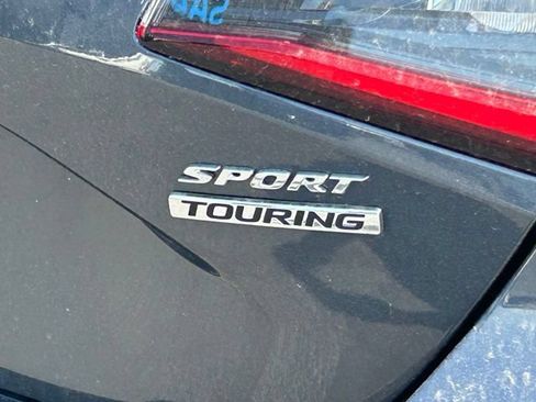 Used 2024 Honda Civic Sport Touring image 5