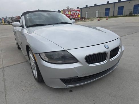 Used 2007 BMW Z4 3.0i image 3