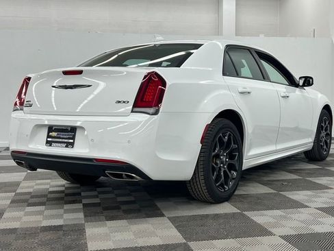 Used 2023 Chrysler 300 Touring L w/ Comfort Group image 29