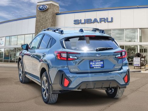 New 2025 Subaru Crosstrek 2.0i Premium image 2