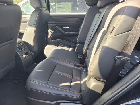 New 2026 MAZDA CX-90 3.3 Turbo w/ Select Package image 6