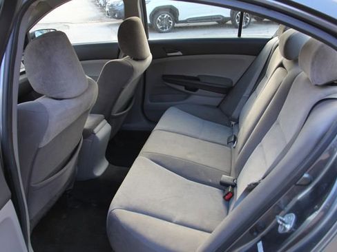 Used 2010 Honda Accord LX-P image 17