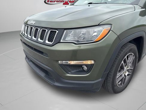 Used 2020 Jeep Compass Latitude FWD image 38