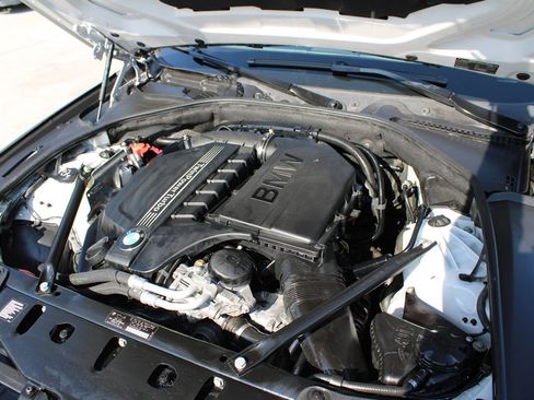 Used 2013 BMW 535i Sedan image 35