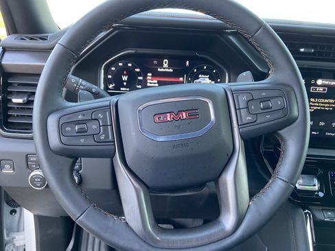 Used 2025 GMC Sierra 1500 AT4 AWD/4WD image 35