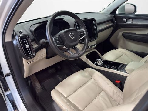 Used 2022 Volvo XC40 T5 Inscription AWD/4WD image 14