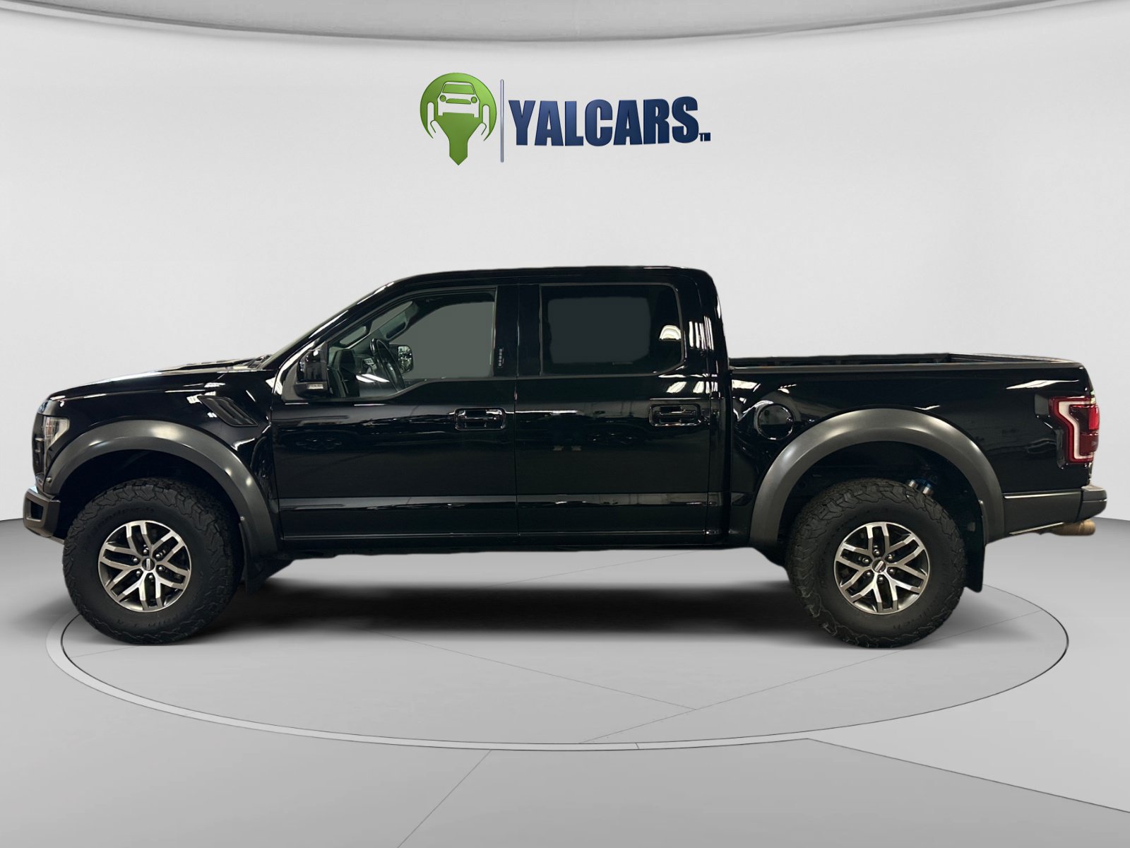 Used 2017 Ford F150 Raptor w/ Equipment Group 802A Luxury AWD/4WD image 2