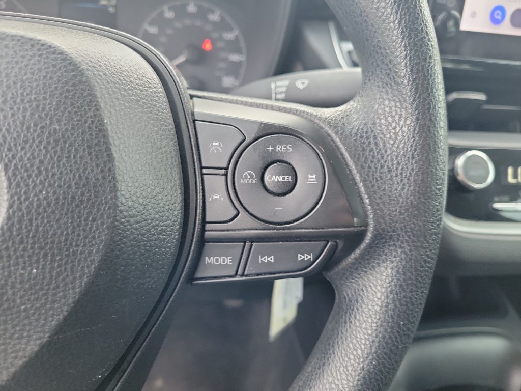 Used 2024 Toyota Corolla LE FWD image 28