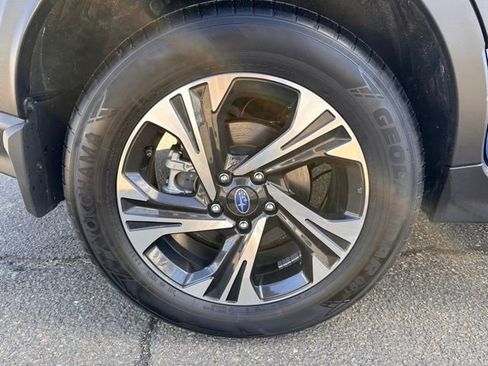 Certified 2025 Subaru Crosstrek 2.0i Premium image 28