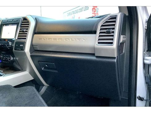 Used 2017 Ford F350 Lariat w/ Lariat Ultimate Package image 18