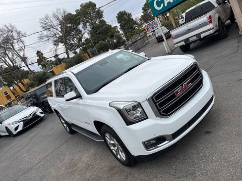 Used 2019 GMC Yukon XL SLE w/ SLE Value Package image 50