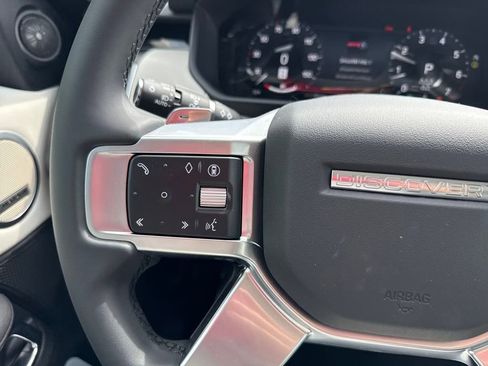 New 2025 Land Rover Discovery S AWD/4WD image 20