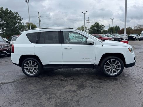 Used 2017 Jeep Compass High Altitude AWD/4WD image 6