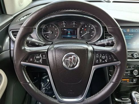 Used 2020 Buick Encore Preferred w/ Safety Package FWD image 18