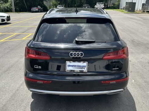 Used 2019 Audi Q5 2.0T Premium AWD/4WD image 9