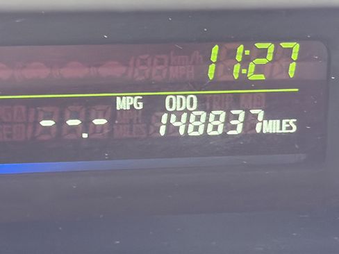 Used 2012 Toyota Prius V Three FWD image 22