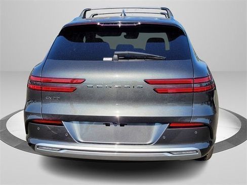 Used 2025 Genesis Electrified GV70 Advanced w/ Prestige Package image 4