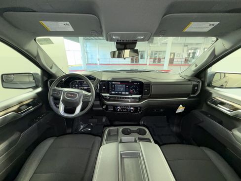 Used 2025 GMC Sierra 1500 Elevation image 23
