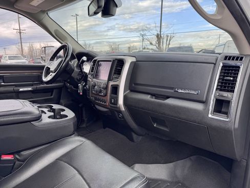Used 2018 RAM 2500 Laramie image 13