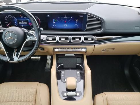 Used 2024 Mercedes-Benz GLS 450 4MATIC image 16