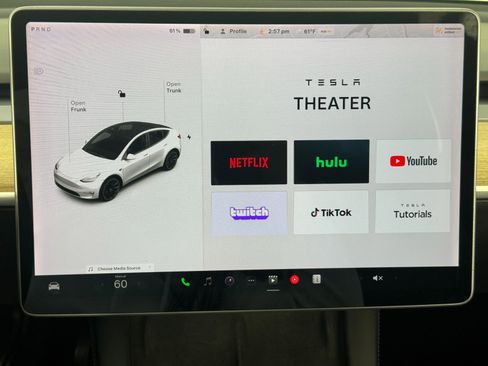 Used 2021 Tesla Model Y Long Range image 24