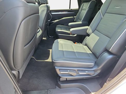 Used 2025 Cadillac Escalade Sport w/ LPO, ONYX Package AWD/4WD image 14