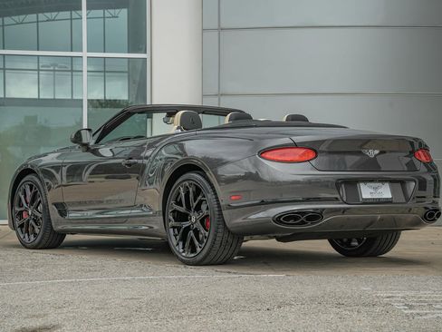 Certified 2024 Bentley Continental GT V8 image 3