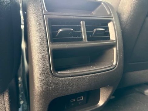 Used 2023 Cadillac XT5 Luxury AWD/4WD image 16