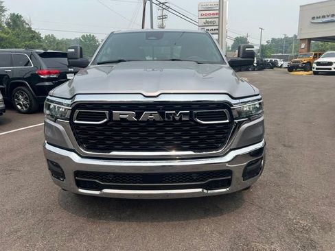 Used 2025 RAM 1500 Big Horn AWD/4WD image 35