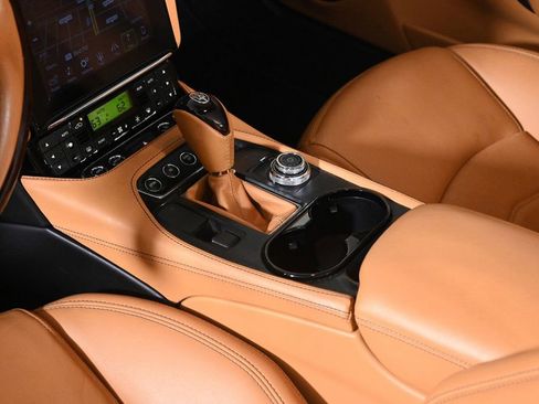 Used 2019 Maserati GranTurismo Sport image 12