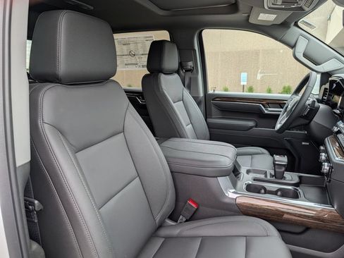 New 2026 GMC Sierra 1500 Elevation w/ Elevation Premium Package AWD/4WD image 30