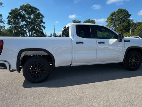 New 2026 GMC Sierra 1500 Pro w/ Graphite Edition image 9