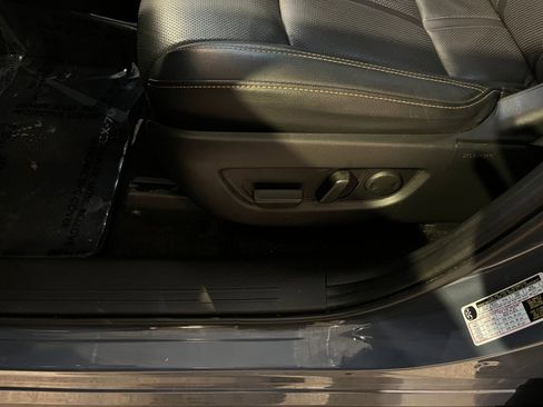 Used 2025 MAZDA CX-70 3.3 Turbo w/ Preferred Package image 23