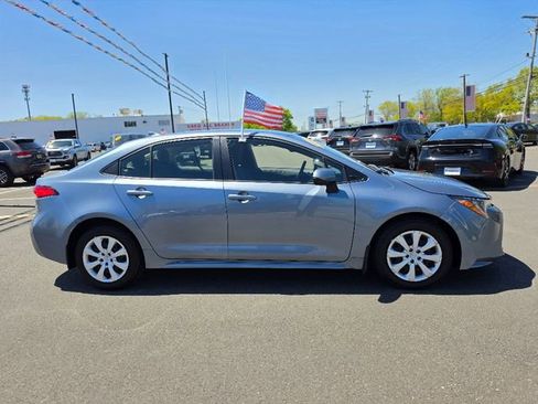 Used 2023 Toyota Corolla LE w/ Carpet Mat Package (TMS) FWD image 8